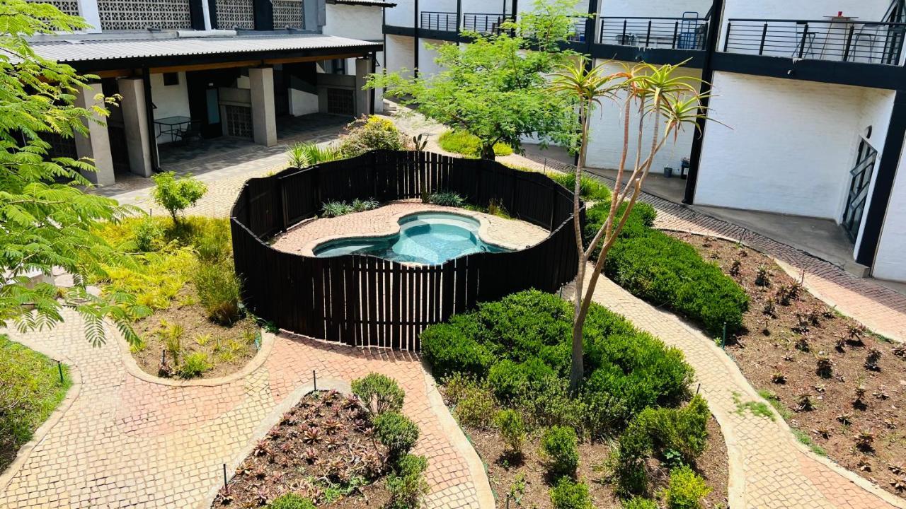 City Living Apartment 119 - Washer, 4K Tv, Fast Wifi, & Sunny Balcony ヨハネスブルグ エクステリア 写真