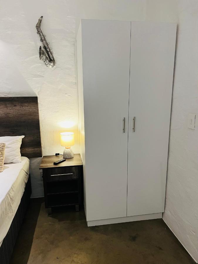 City Living Apartment 119 - Washer, 4K Tv, Fast Wifi, & Sunny Balcony ヨハネスブルグ エクステリア 写真