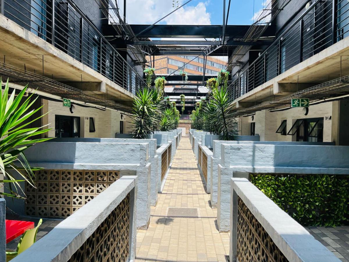 City Living Apartment 119 - Washer, 4K Tv, Fast Wifi, & Sunny Balcony ヨハネスブルグ エクステリア 写真